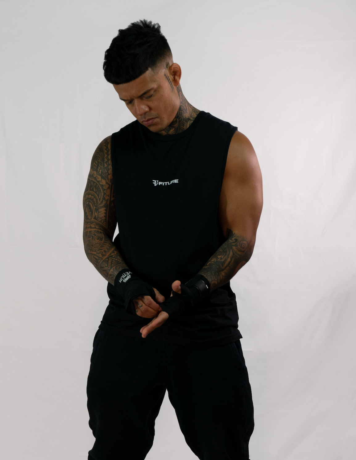 OVERSIZED SLEEVELESS - BLACK