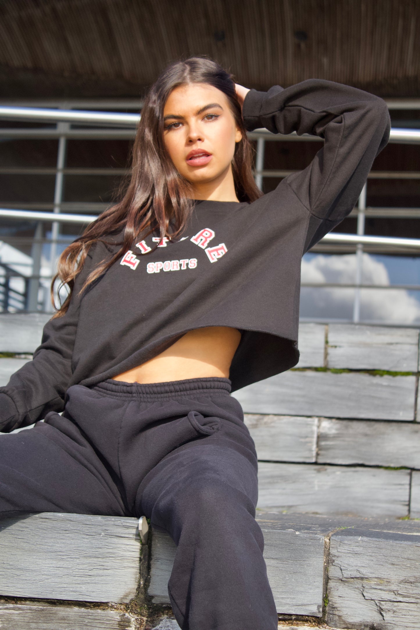 OVERSIZED CROPPED SWEATSHIRT - FITURE SPORTS - BLACK